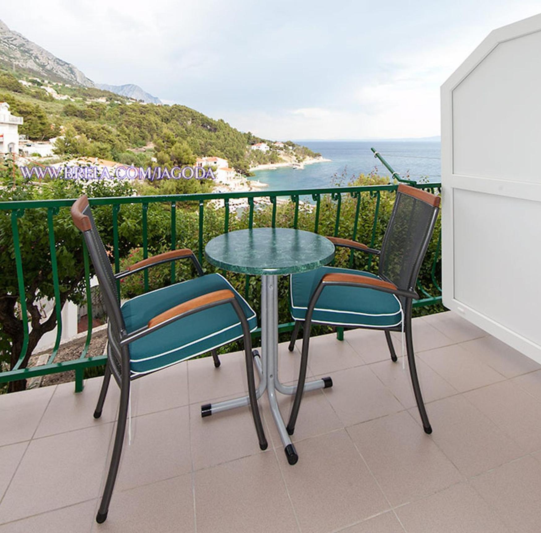 Apartments Jagoda Brela Bilik gambar